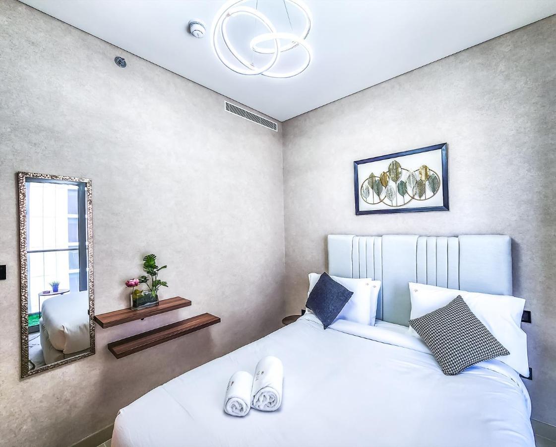 Stay Phenomenal 1 Bedroom Holiday Home Near Burj Khalifa Dubai Exterior foto